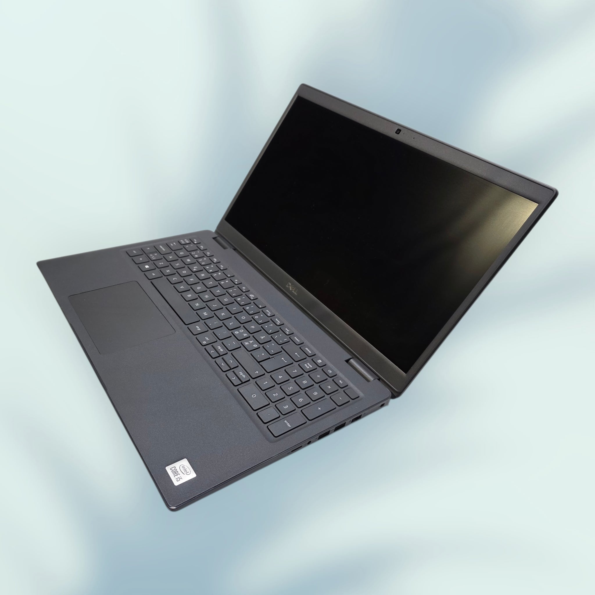 Dell Latitude 3510 (15,6") – i5-10210U, 8GB, 240GB SSD – Kestävä työkone