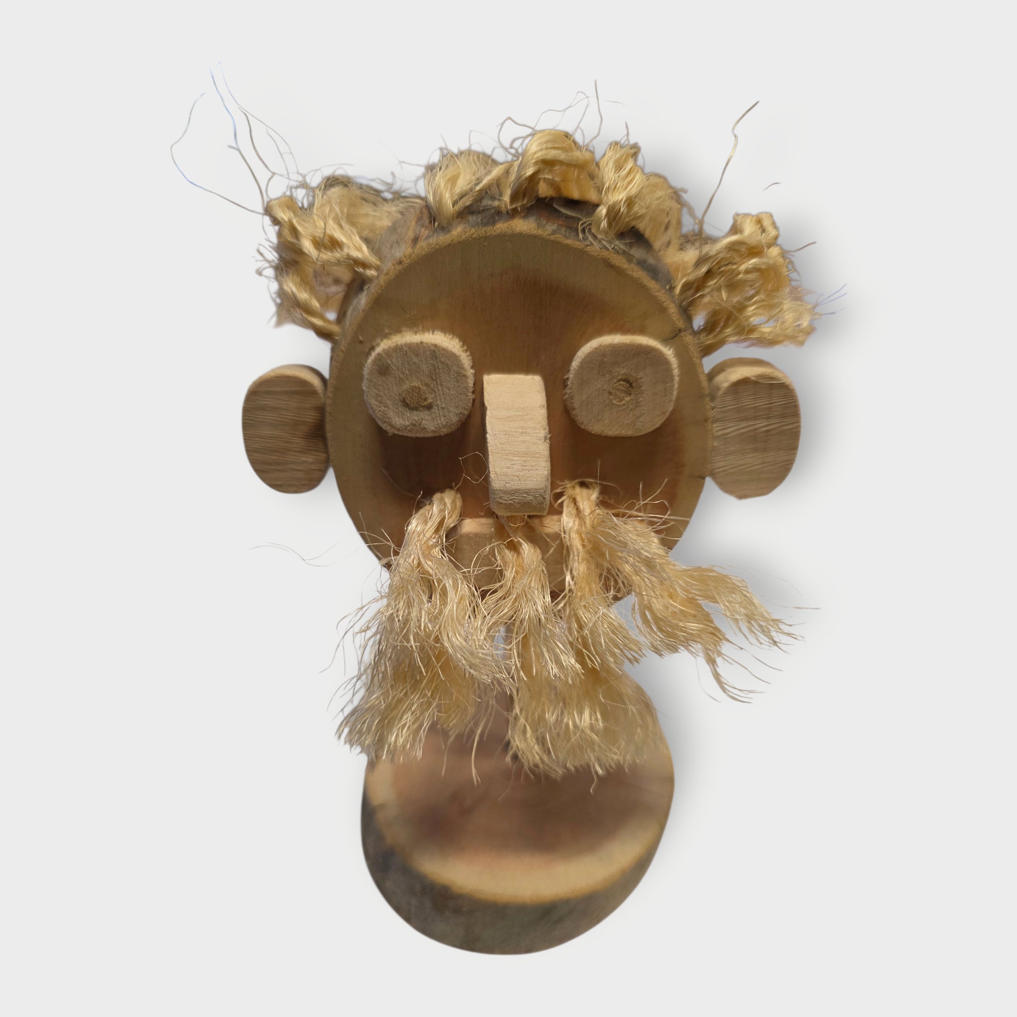 KorpiOskari- näköispatsaat, yksi naama monta tulkintaa Pääkuva