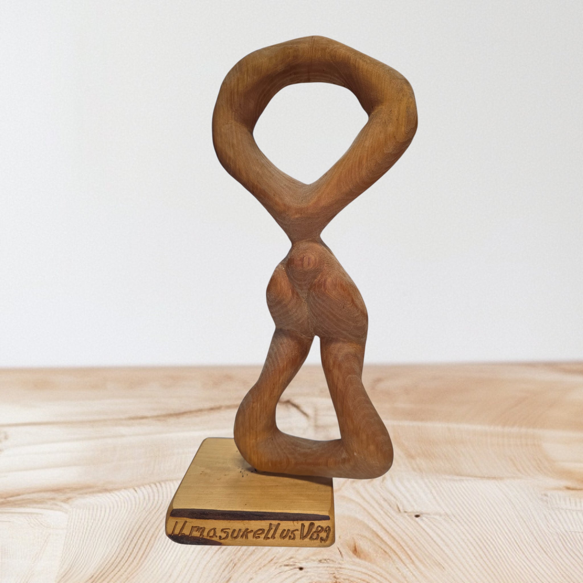 KorpiOskarin "Ilmasukellus" (1989) – Kun puukko vei miestä