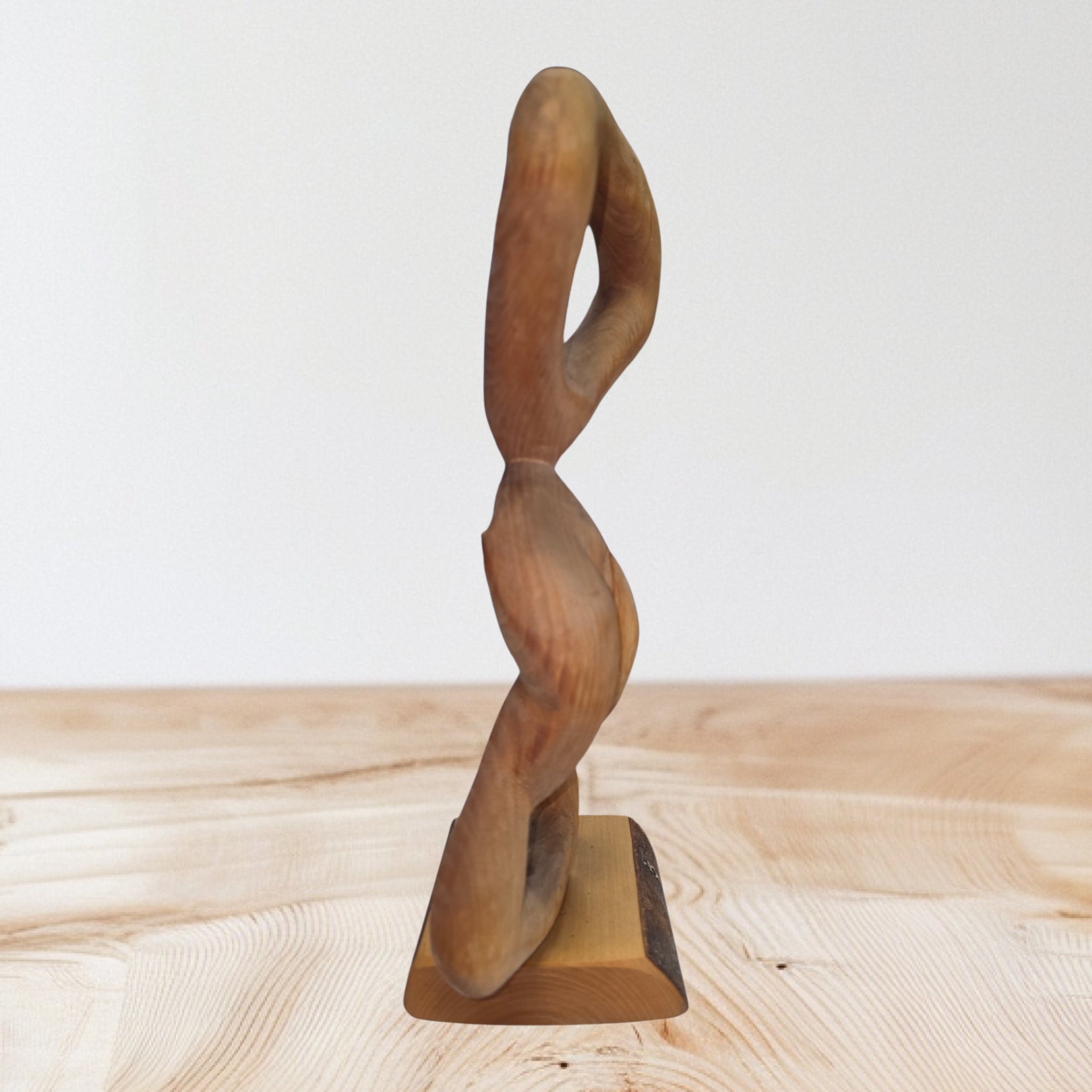 KorpiOskarin "Ilmasukellus" (1989) – Kun puukko vei miestä Toissijaiskuva